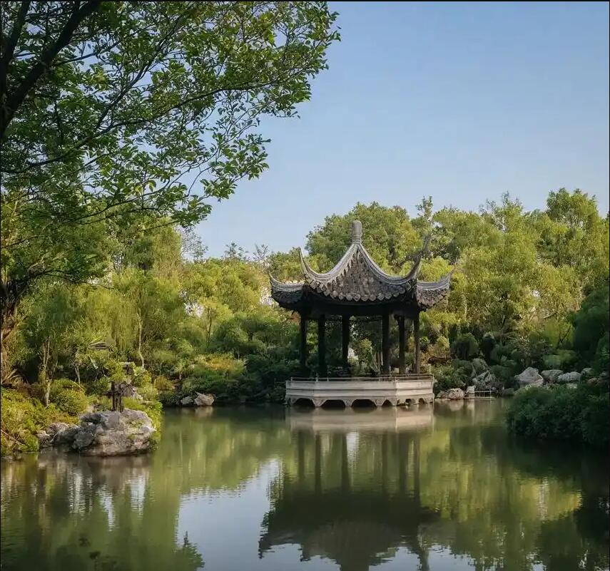 阆中雨珍建筑有限公司